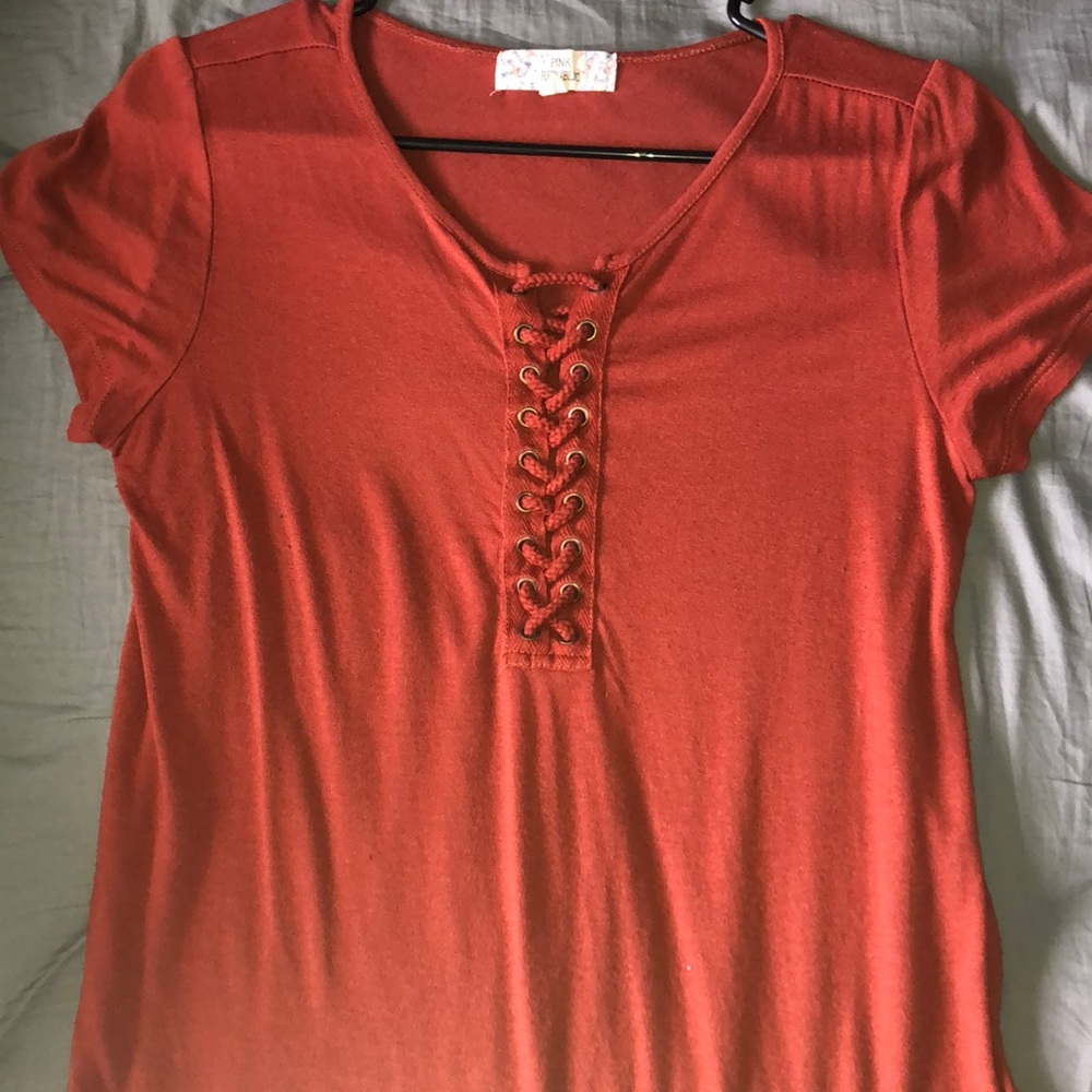 Navy orange top